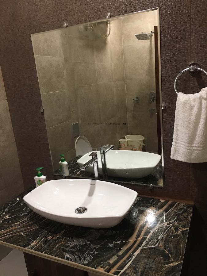 Hotel Anand Renaissance Firozpur Esterno foto