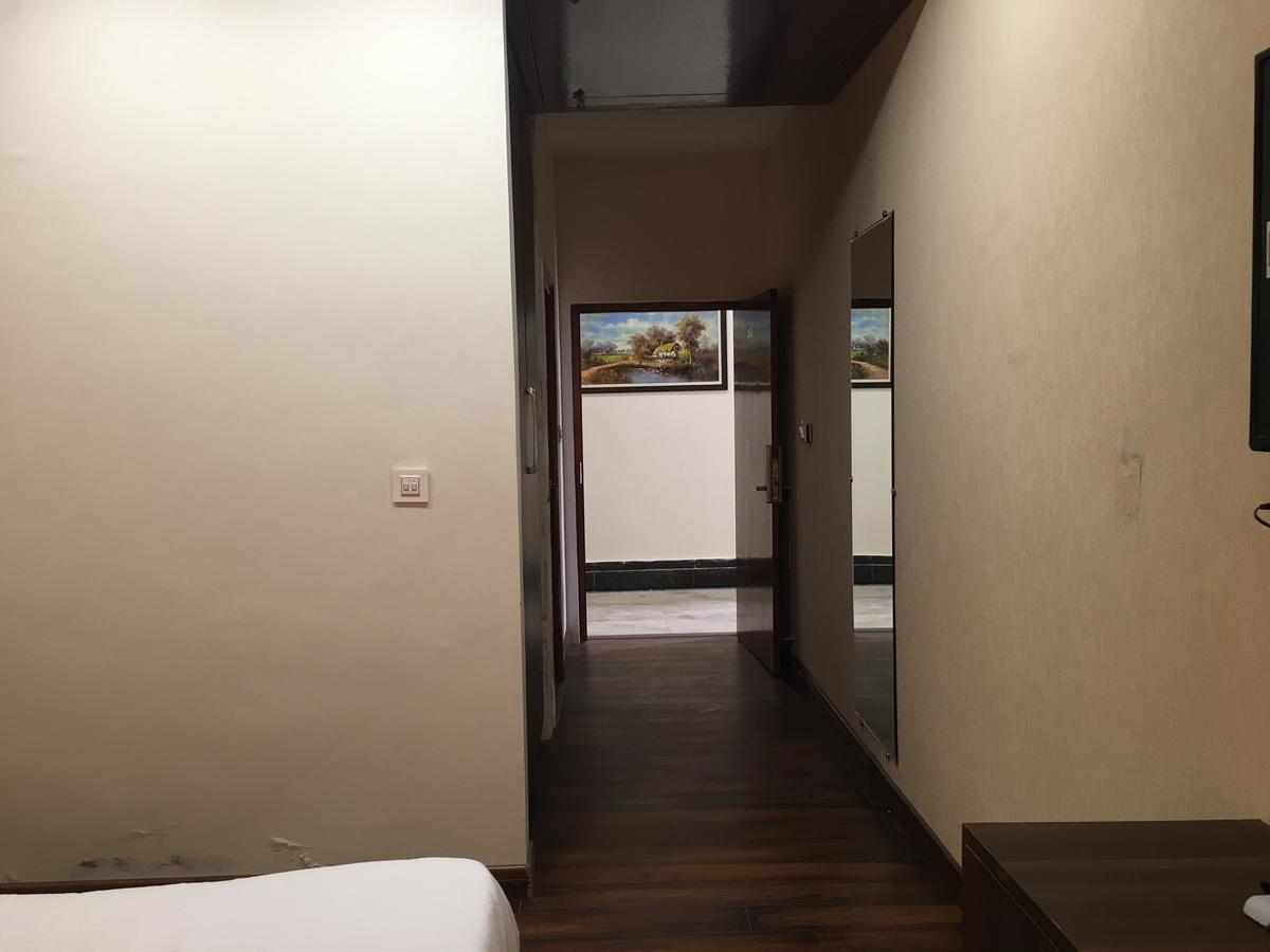 Hotel Anand Renaissance Firozpur Esterno foto