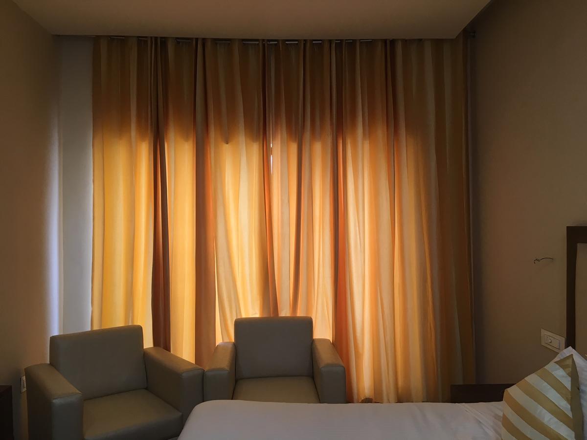Hotel Anand Renaissance Firozpur Esterno foto